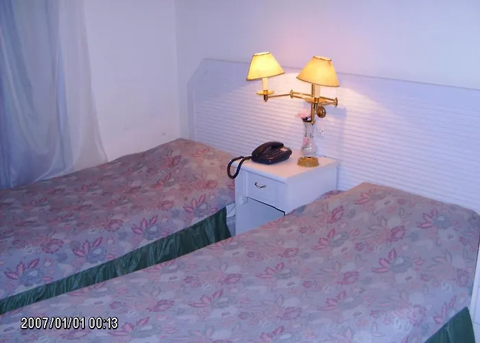 بيت ضيافة Olhos Pretos 3*